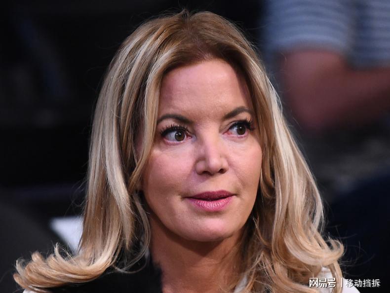 美记:里夫斯是珍妮巴斯力保的球员,湖人管理层不太可能交易他